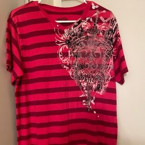 Great used condition with stylish detailing. Great colors